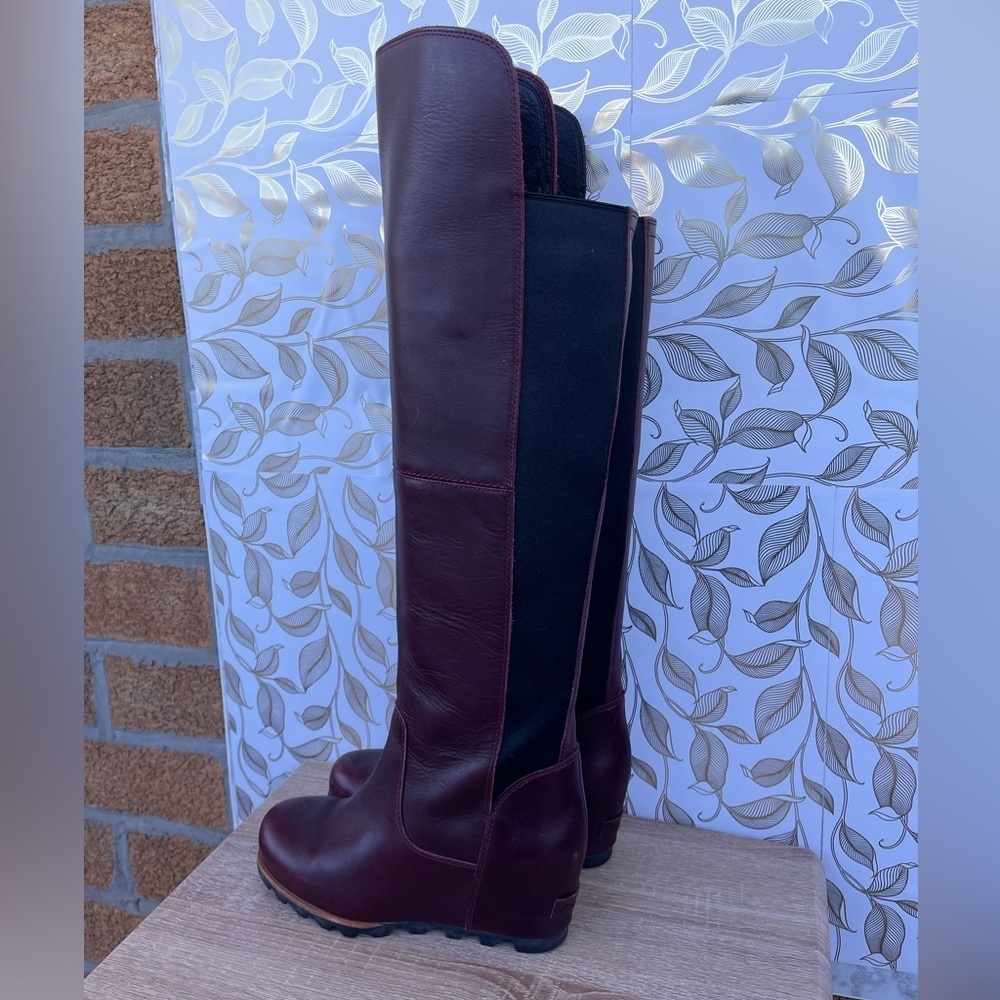 Sorel Fiona OTK Wedge Boots in Dark Burgundy Leather | Size 8.5 - Picture 6 of 10